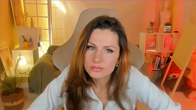 April o Nill online show from March 15, 2025, 4:10 pm