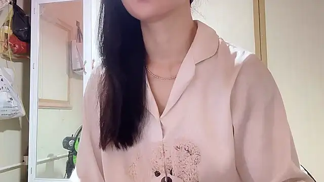 LinhChi 9x online show from March 9, 2026, 12:47 am