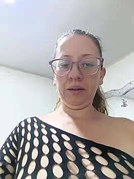 miss hanna07 online show from October 15, 2025, 10:01 am