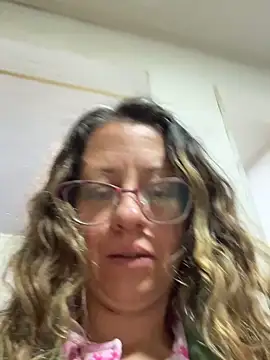 miss hanna07 online show from October 1, 2025, 12:38 am