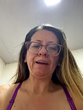 miss hanna07 online show from September 23, 2025, 11:28 am