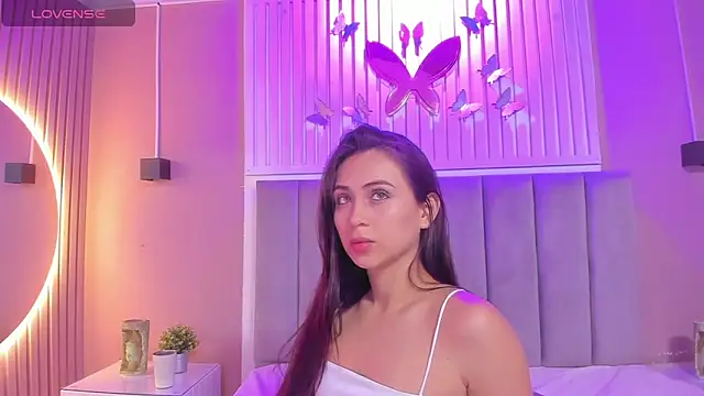 diosa cristal online show from October 10, 2025, 3:51 am