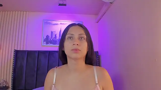 Snapshot of diosa_cristal chatting on June 24, 2026, 4:33 am diosa cristal online show from June 24, 2026, 4:33 am