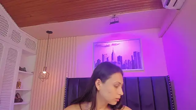 Snapshot of diosa_cristal chatting on July 24, 2026, 3:35 am diosa cristal online show from July 24, 2026, 3:35 am