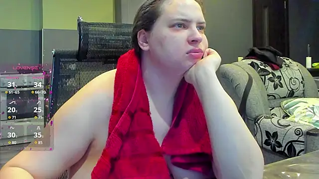 1lindsey1 online show from October 26, 2025, 7:47 pm