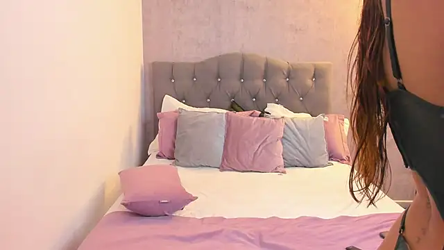 gia watsonn online show from November 20, 2025, 5:02 pm