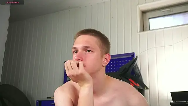 dustyn fox online show from September 27, 2025, 1:06 pm