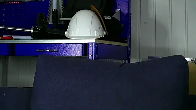 dustyn fox online show from February 3, 2026, 6:22 am