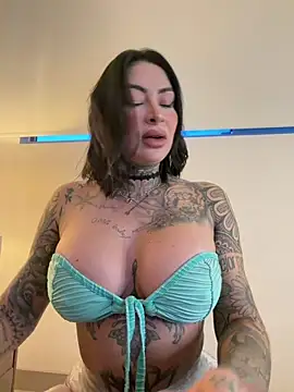 Iam Annii online show from February 12, 2026, 11:15 pm