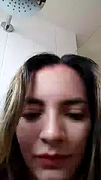 baby-miah online show from December 14, 2024, 3:58 pm