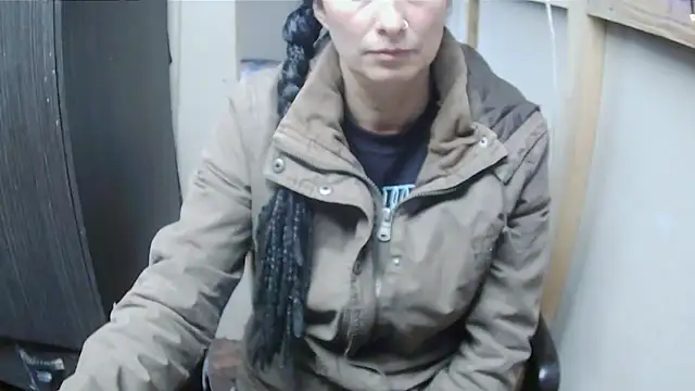 Snapshot of Jennys_room_77 chatting on January 6, 2026, 8:13 pm Jennys room 77 online show from January 6, 2026, 8:13 pm