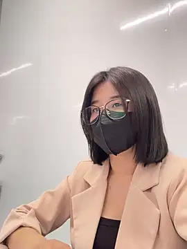 LanJeny sexy online show from December 4, 2024, 8:17 am