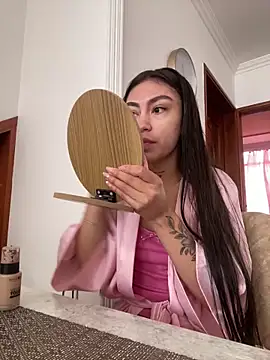 Effy Bonny online show from September 30, 2025, 4:24 pm