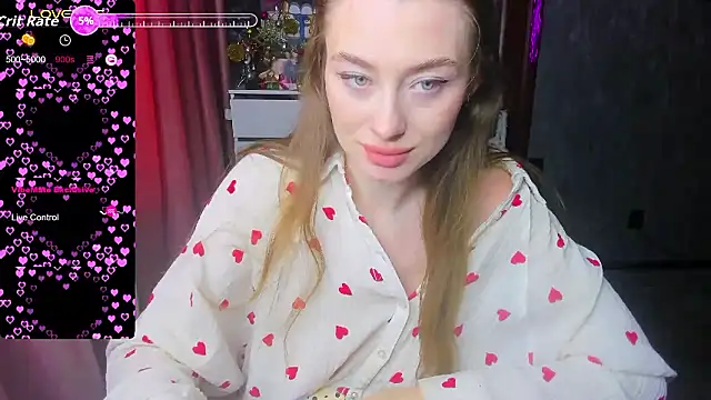 Snapshot of Demure_Smile chatting on January 12, 2026, 8:10 am Demure Smile online show from January 12, 2026, 8:10 am