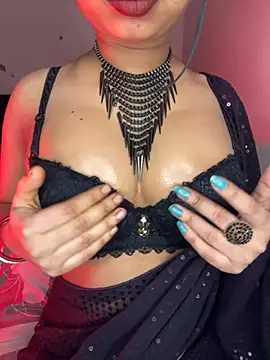 Hot-sexy222 online show from January 16, 2026, 4:11 pm