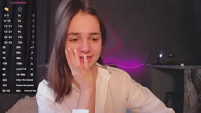 JudyAngil online show from February 10, 2026, 6:23 am