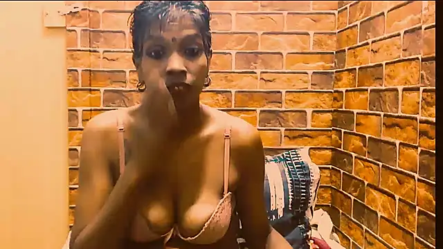Fuckable Nasty MILF online show from June 2, 2026, 4:51 pm