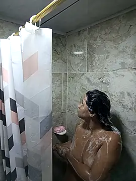 sexy-latin10 online show from April 16, 2026, 11:11 am