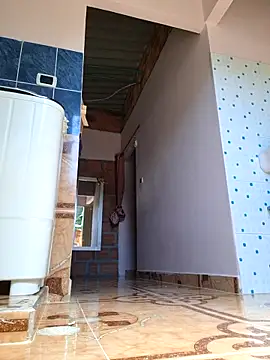 sexy-latin10 online show from October 11, 2025, 4:08 pm