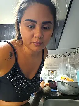 sexy-latin10 online show from January 16, 2026, 3:16 pm