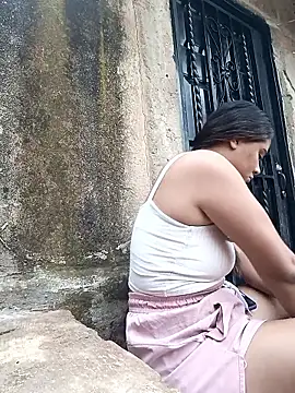 sexy-latin10 online show from February 13, 2026, 11:43 am