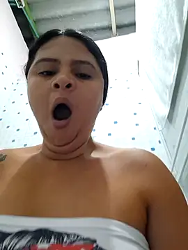 sexy-latin10 online show from September 11, 2025, 9:42 am