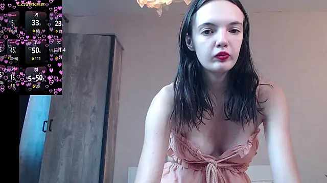 Lia  meow online show from September 25, 2025, 4:40 am