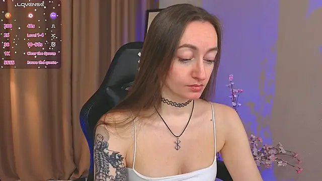 ShiroHeby online show from February 9, 2026, 4:27 pm