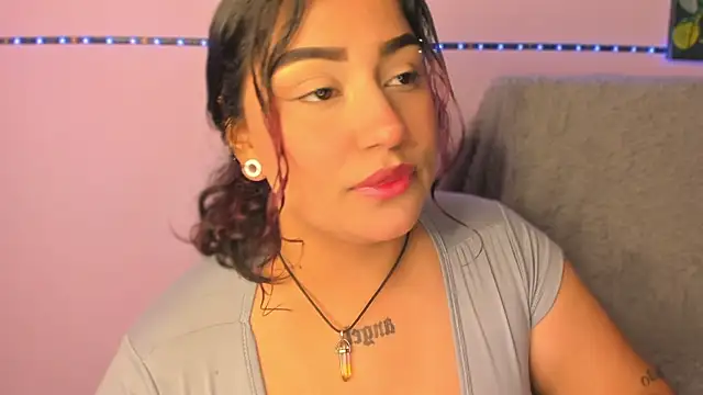 dayan silva  online show from March 7, 2025, 9:17 pm