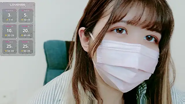 MoMoka jp online show from March 27, 2026, 1:12 pm