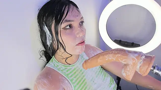 Honey Jenny 1 online show from December 31, 2024, 3:34 am