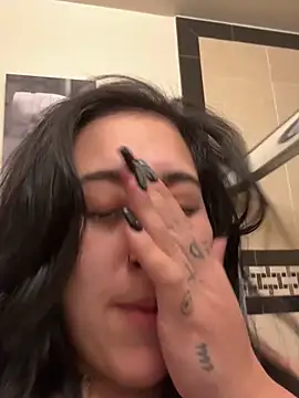 ThicBunz online show from October 3, 2025, 4:30 pm