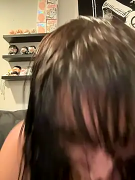 ThicBunz online show from October 8, 2025, 3:24 pm