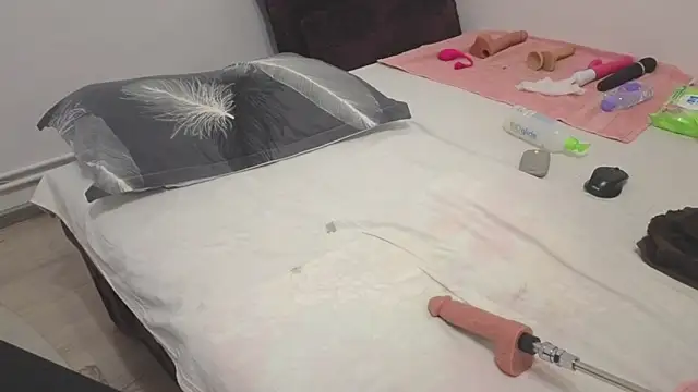 b0uncingb00bs online show from September 25, 2025, 4:51 am