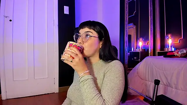 JeyLee online show from March 18, 2025, 11:55 am