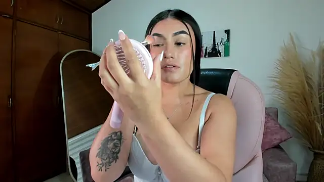 Alheli 16 online show from February 20, 2026, 12:07 pm