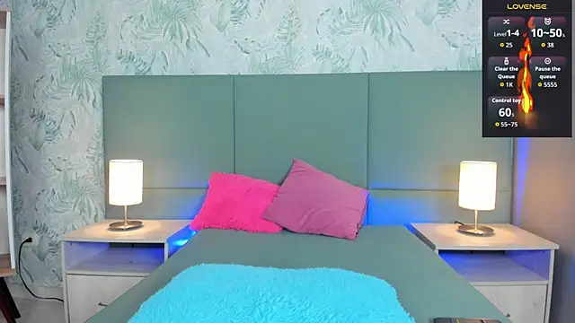 janecullen online show from October 5, 2025, 3:41 am