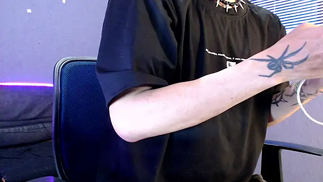 Andy bapho online show from October 11, 2025, 4:02 am