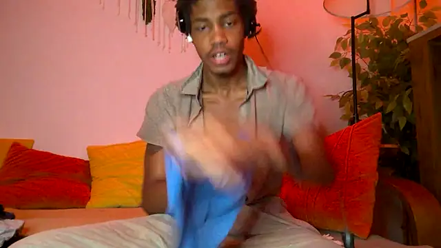 Skinnyblackman online show from March 5, 2026, 6:10 am