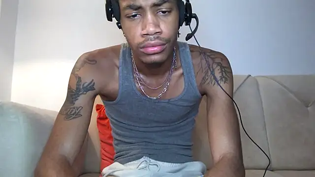 Skinnyblackman online show from November 11, 2025, 1:44 am