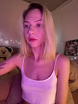  urbestie  online show from July 7, 2026, 10:35 pm