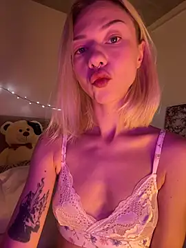  urbestie  online show from June 12, 2026, 11:24 pm