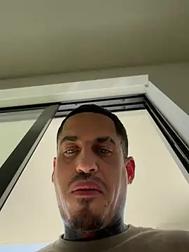 Snapshot of juicyj1311 chatting on February 12, 2026, 5:34 pm juicyj1311 online show from February 12, 2026, 5:34 pm