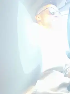 amydamarw online show from April 19, 2026, 4:24 am