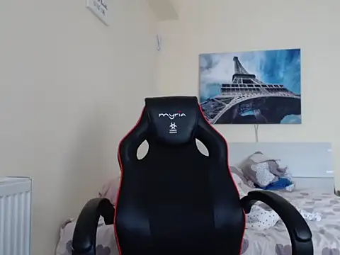 amydamarw online show from February 11, 2026, 5:40 am