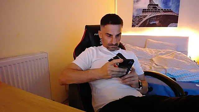 amydamarw online show from March 24, 2026, 4:40 pm