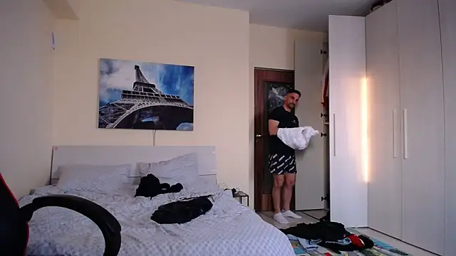 amydamarw online show from March 26, 2026, 3:43 pm