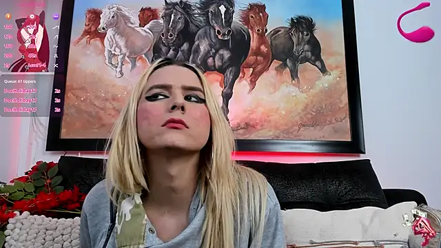 shannel  queen online show from March 17, 2025, 7:37 pm