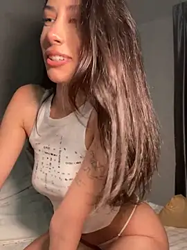 Sophiehii online show from October 19, 2025, 1:25 pm