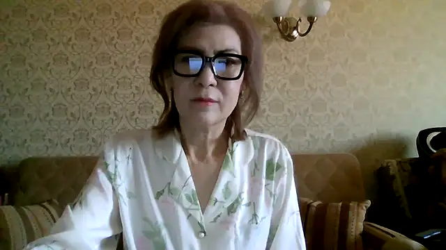 Elegant00Lady online show from March 9, 2026, 5:00 am